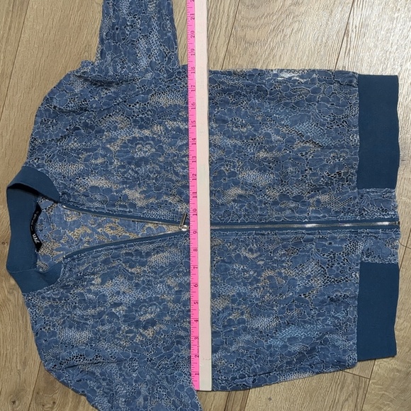 Zara Blue Lace Zip Up Jacket Floral Size Medium - Picture 5 of 8